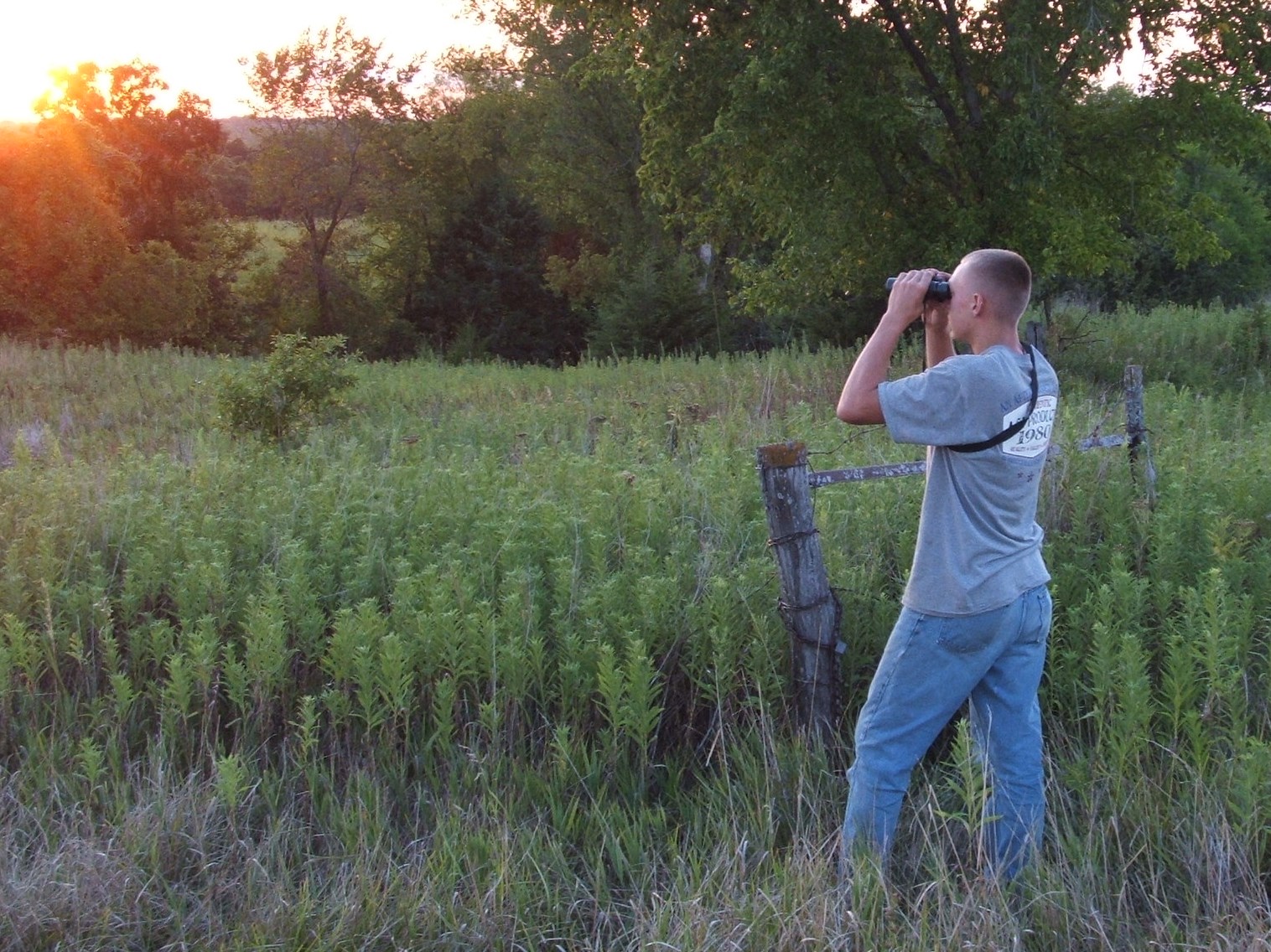 For most hunters, scouting long range is really hard to accomplish.  But, it is a great way to pattern and find good bucks during the lead up to opener.